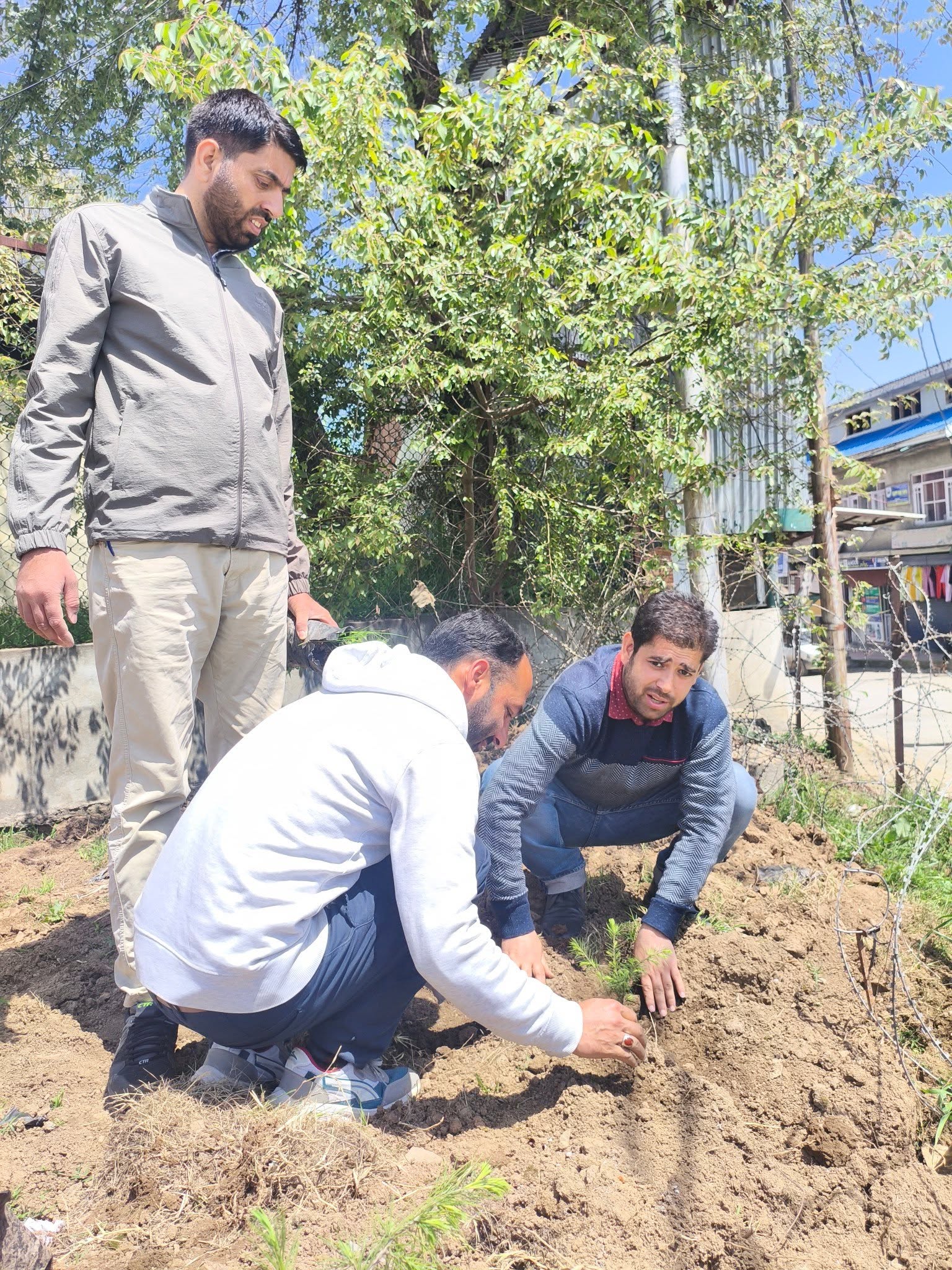 A step towards a greener tomorrow!  Government ITI Pattan proudly organized a Plantation Drive, bringing together trainees, staff, and faculty to contribute towards environmental sustainability. With great enthusiasm and a shared sense of responsibility, 
